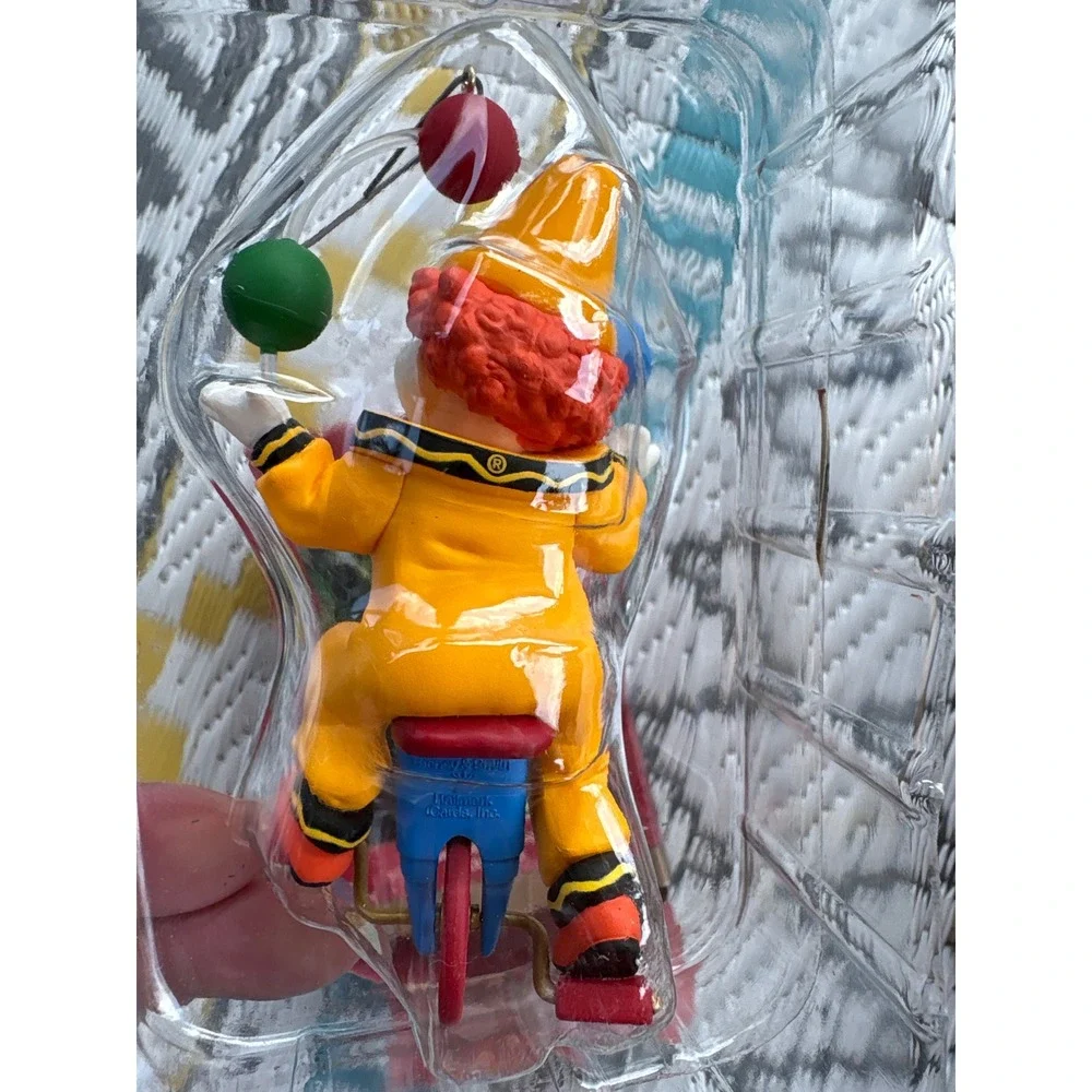 Vintage Crayola 1992 Holiday Tin & Hallmark Keepsake Ornaments 1989 1991 Clown